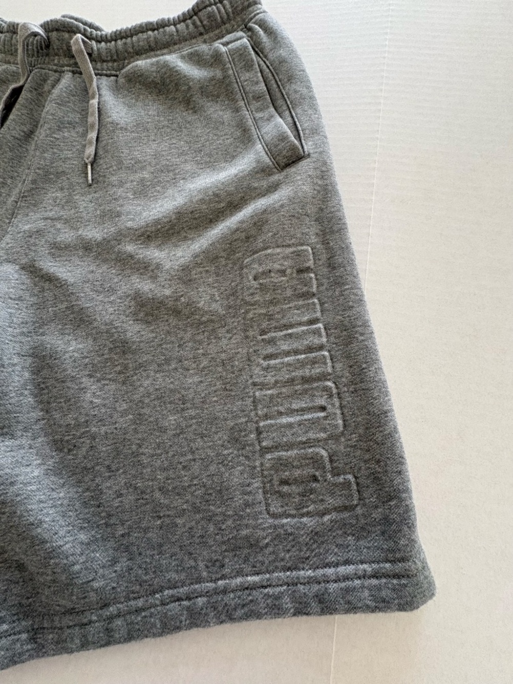 PUMA Men's Heather Athletic Fleece Short - Size M. - Picture 2 of 11